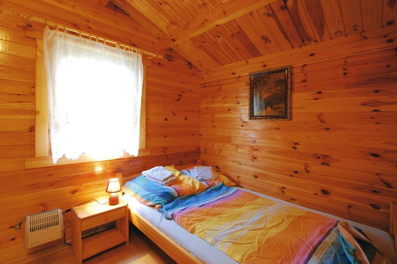 Holiday Home Close To The Lake Shore, Dabrowica Dabrowica  Exterior photo